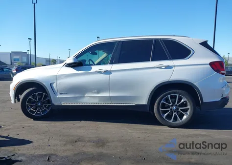 2015 BMW X5 xDrive35I z USA, uszkodzony, nr VIN 5UXKR0C54F0P18132